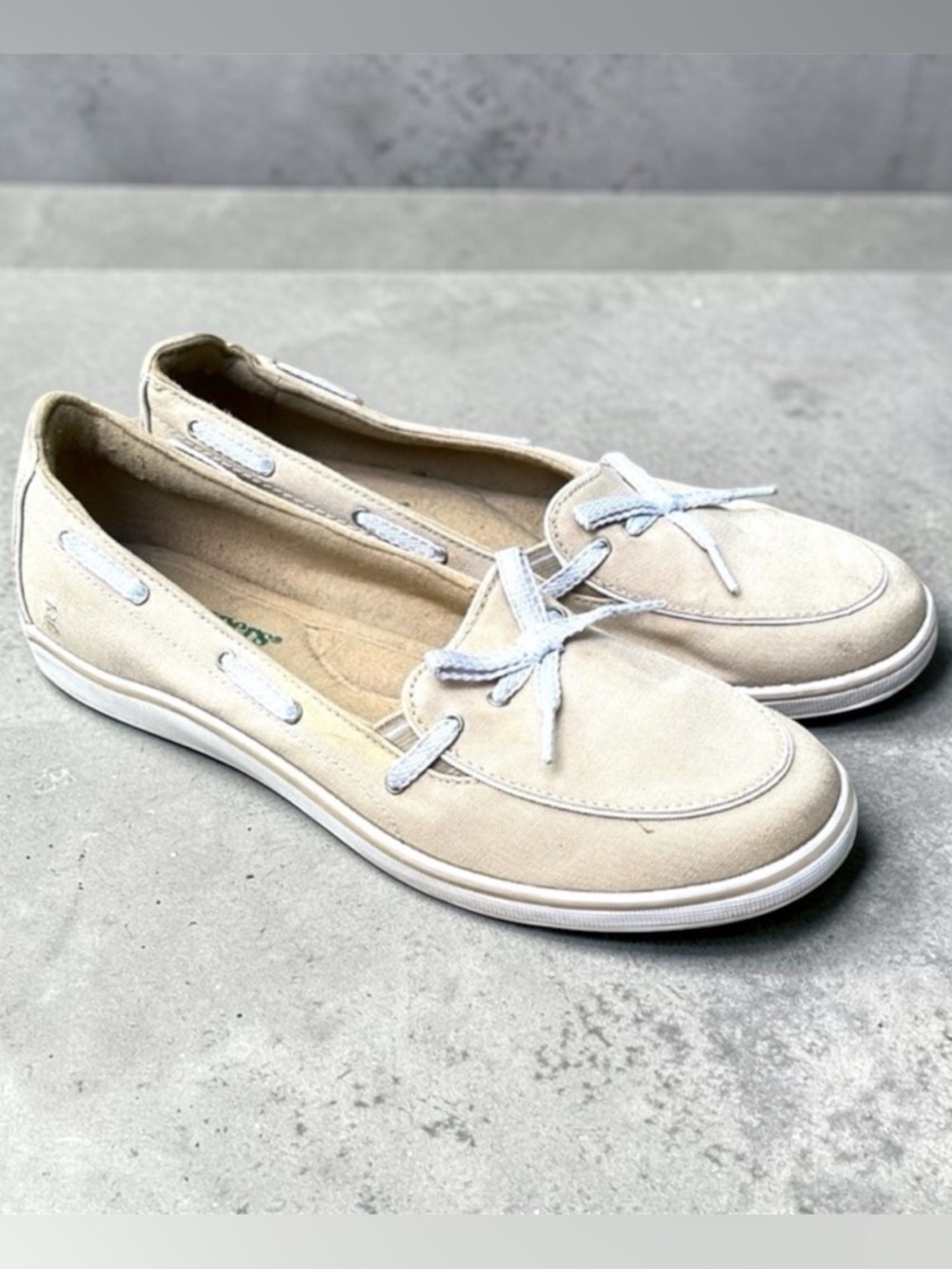 Grasshoppers “Windham” Slip-on Boat Shoe in Tan Women’s Size 7 1/2